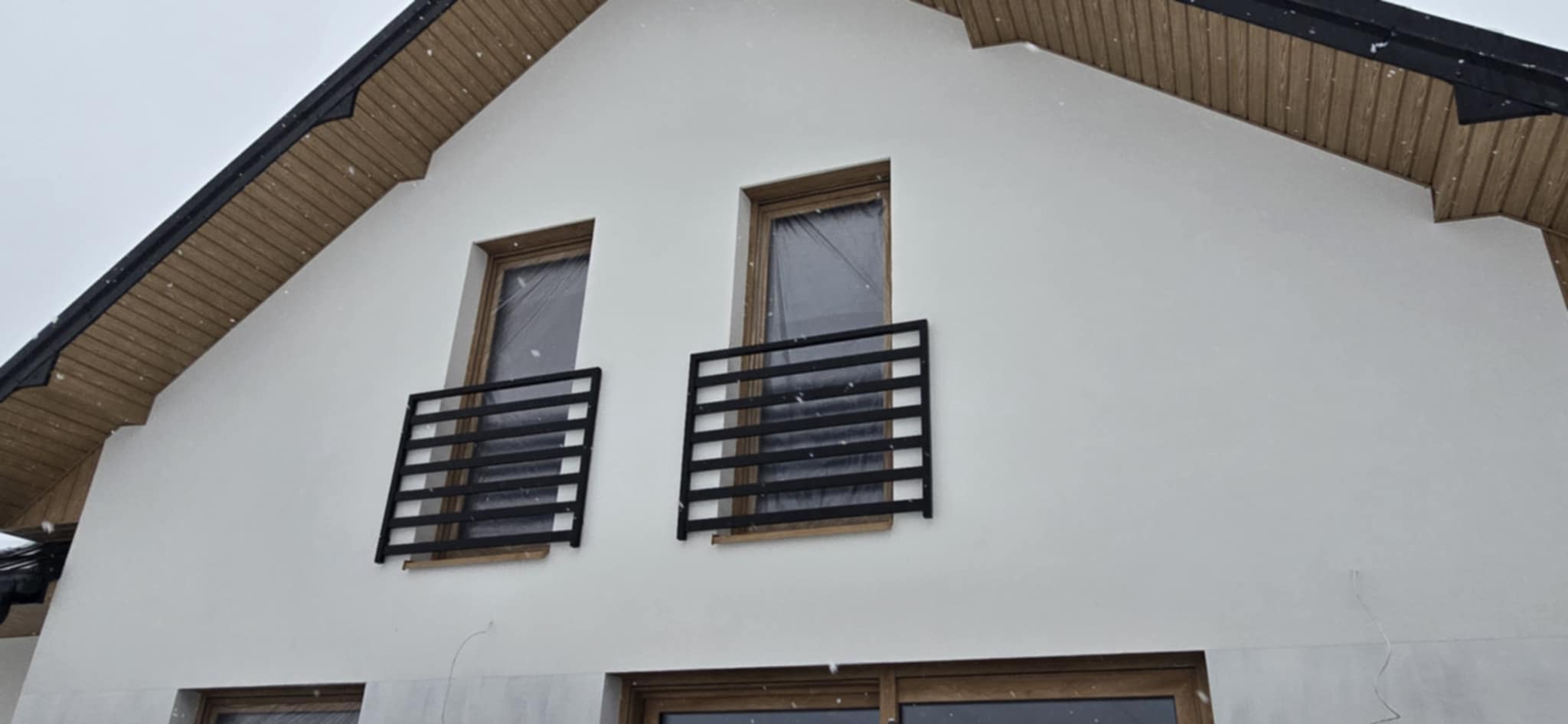 Balustrada narożna tarasowa z elementem szklanym, czarna konstrukcja